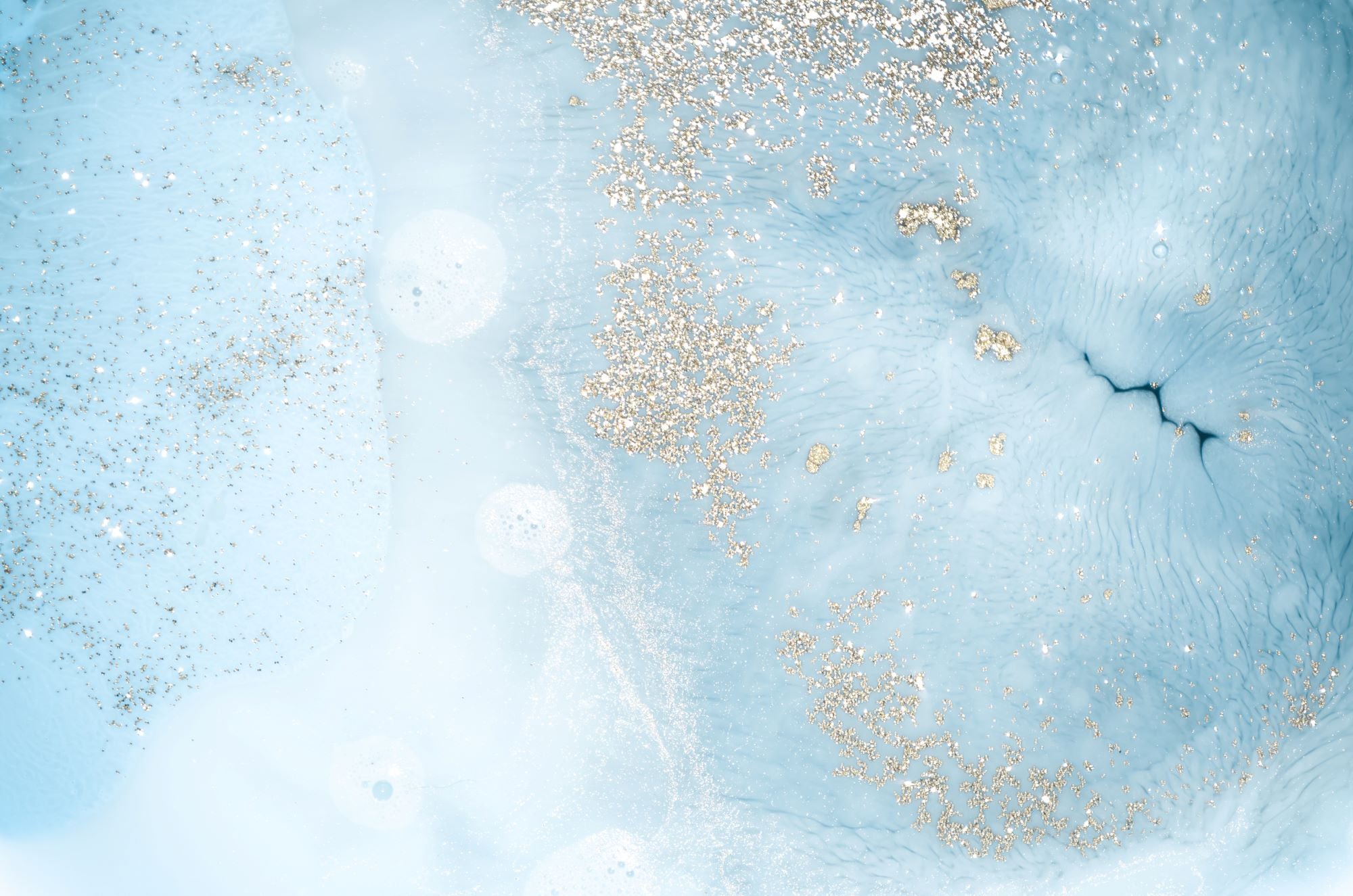 Golden Sparkle Fluid Art