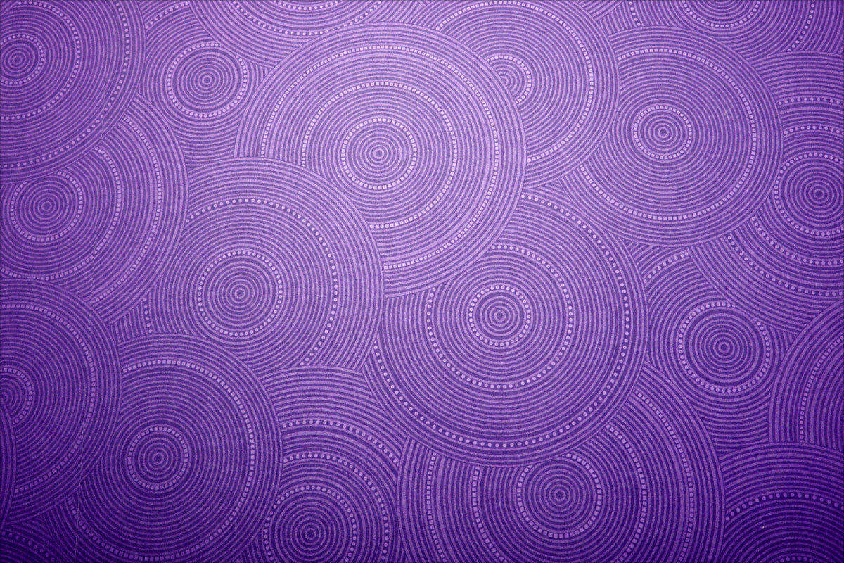 Purple Concentric Circles – Elegant Pattern Design