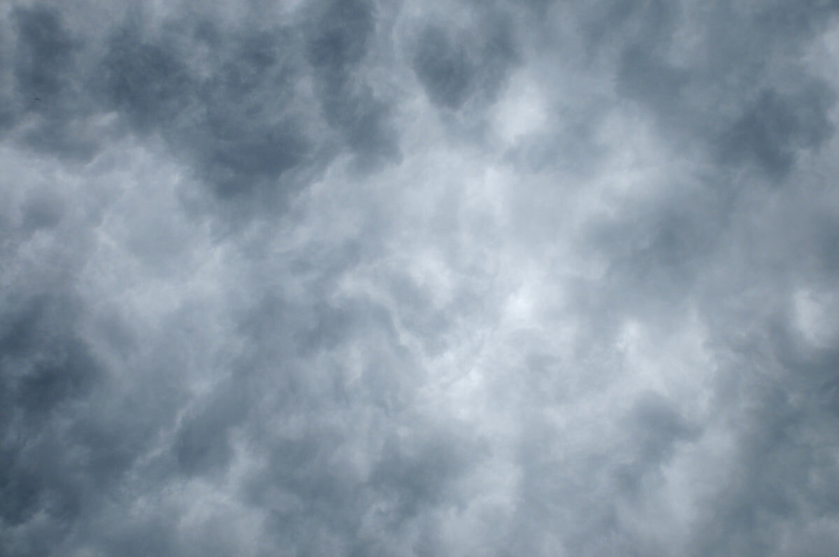 Soft Cloud Texture Stretch Ceiling – Calm Grey Sky Design