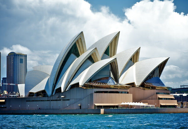 Sydney Opera House Elegance in Minimalist Lounge